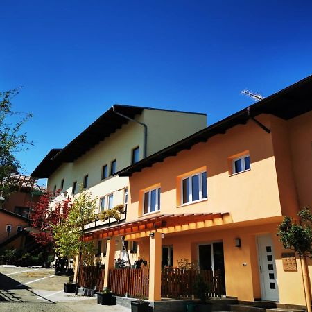 Hotel Goldene Krone Mistelbach Ngoại thất bức ảnh
